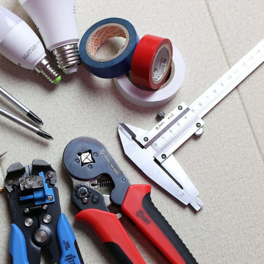 india electrician repair home service